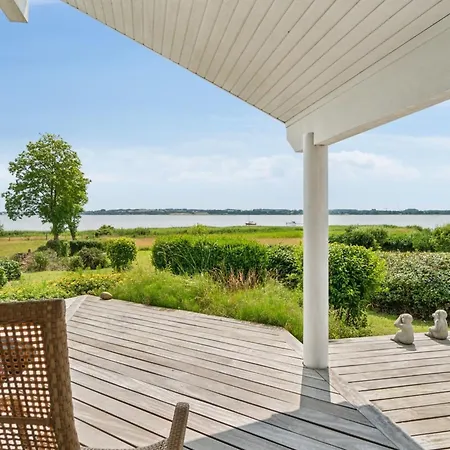 Feriehus Brunman - 10m To The Fjord By Interhome Grevinge